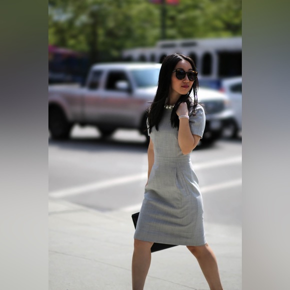 J.Crew Suiting 100% wool lined grey short-sleeve sheath dress workwear - Picture 4 of 8